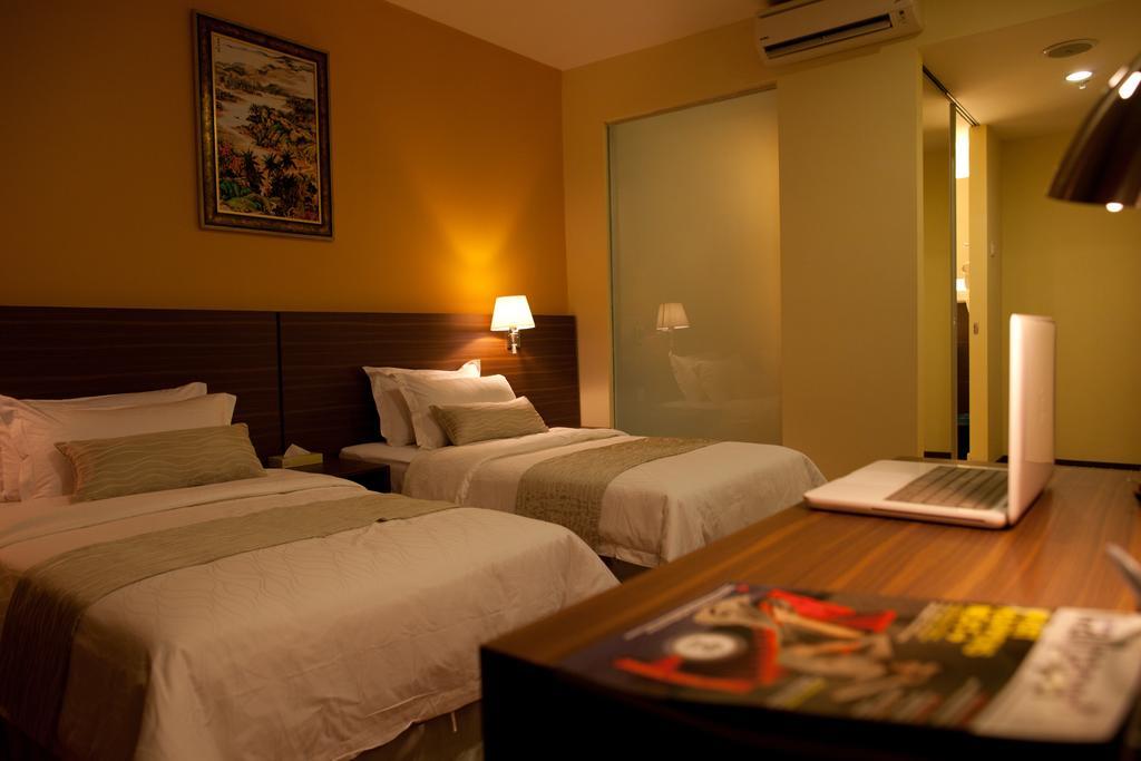 באטו פאהאט Pine Tree Hotel מראה חיצוני תמונה